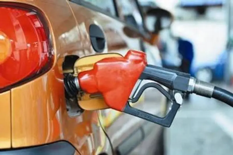 油价调整最新消息：本轮周四油价调整或搁浅 加油不用急了 