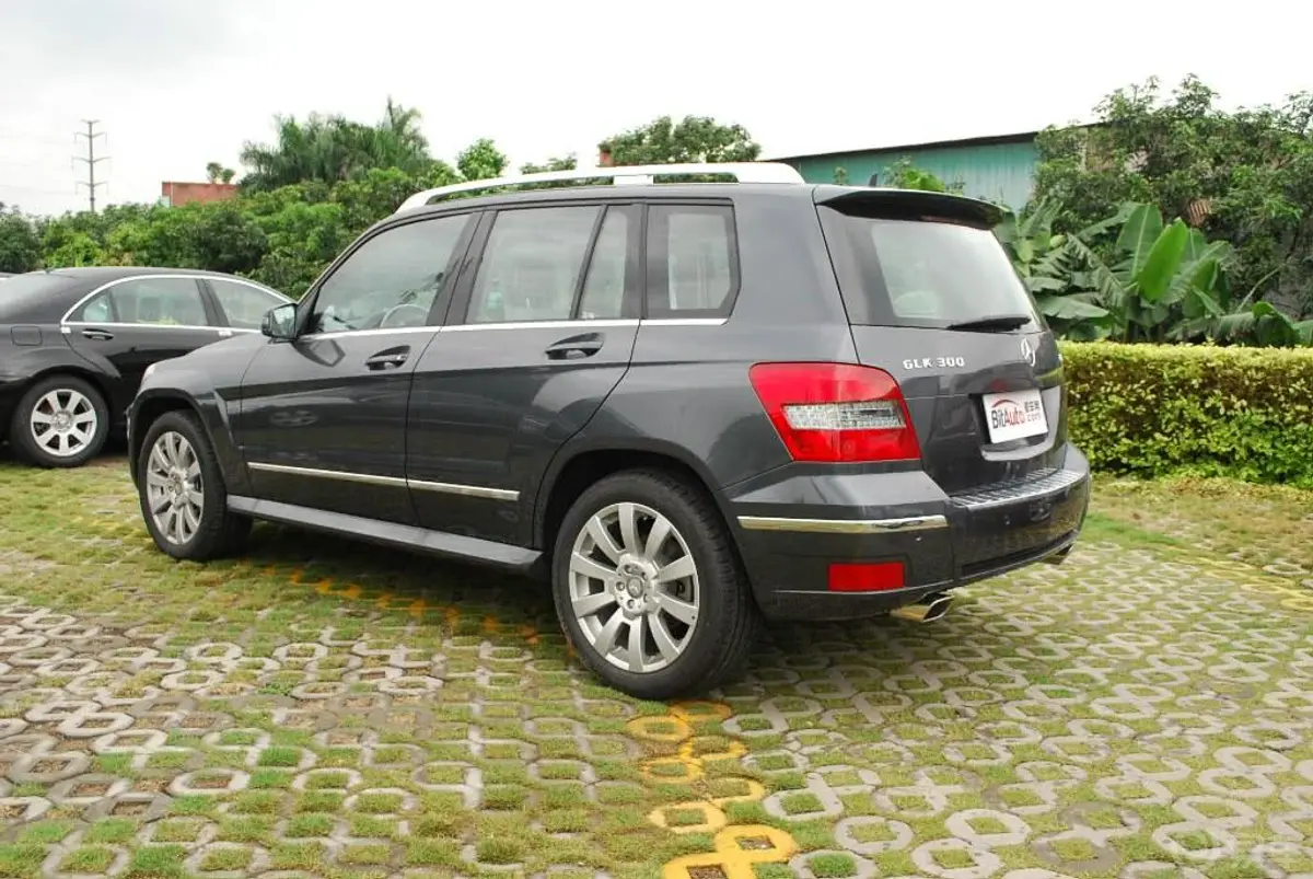 奔驰GLK级(进口)GLK 300 4MATIC 豪华型外观