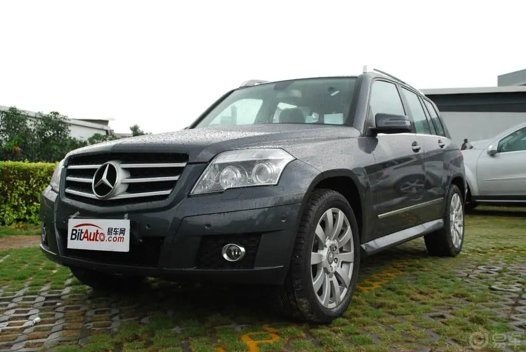 奔驰GLK级(进口)GLK 300 4MATIC 豪华型外观