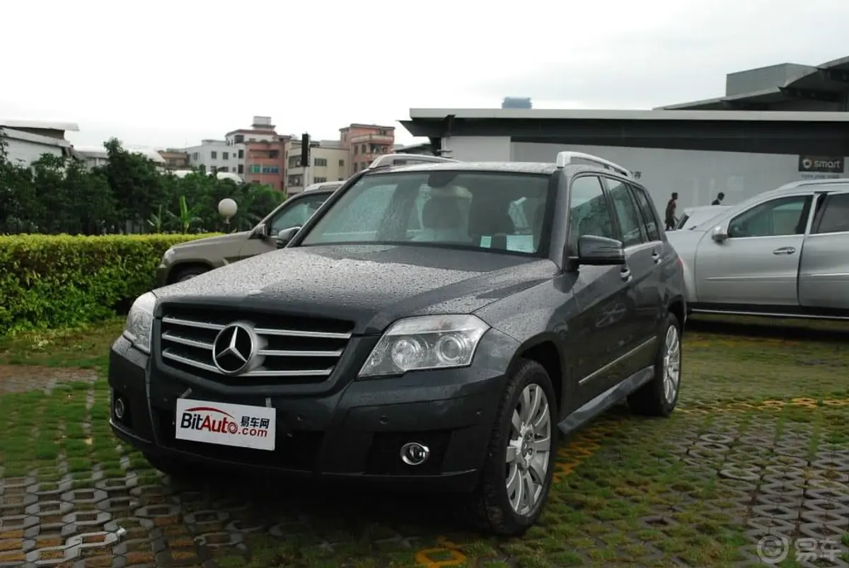 奔驰GLK级(进口)GLK 300 4MATIC 豪华型外观