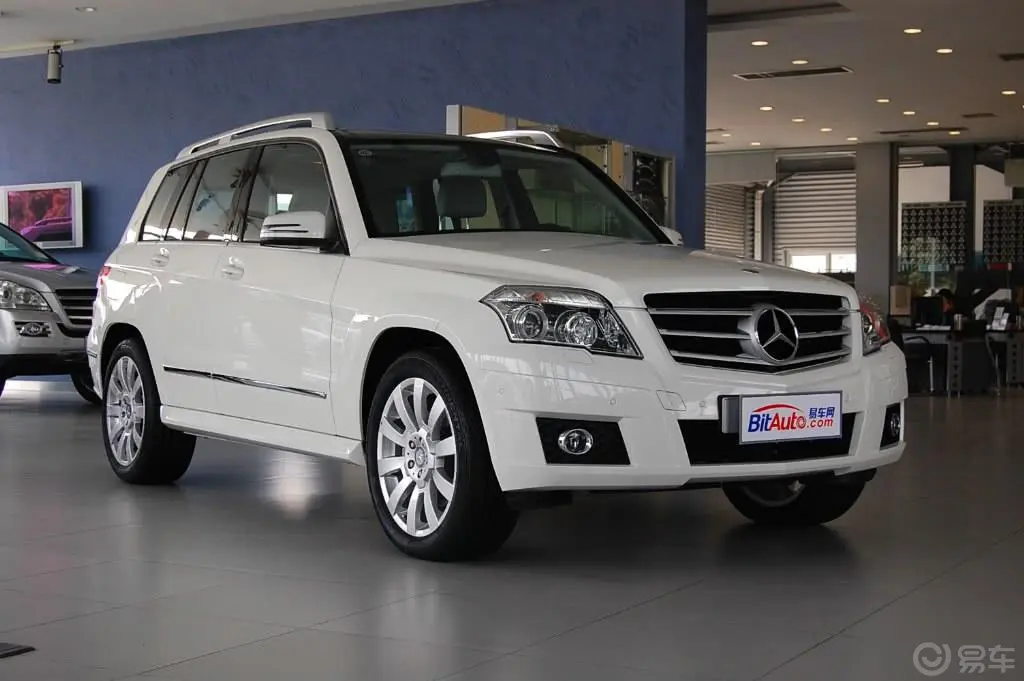 奔驰GLK级(进口)GLK 300 4MATIC 豪华型外观