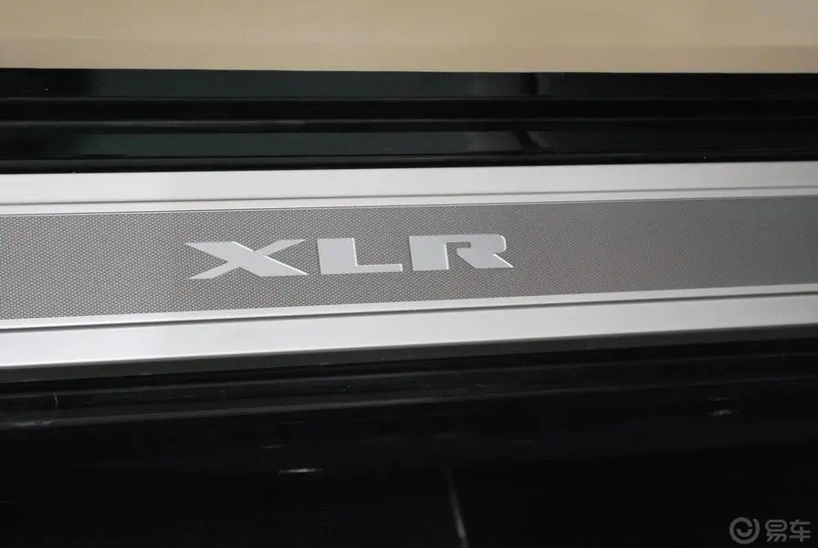 凯迪拉克XLR4.6L内饰