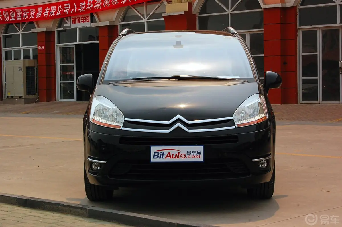 C4 PICASSO2.0i 16V 舒适版 7座外观