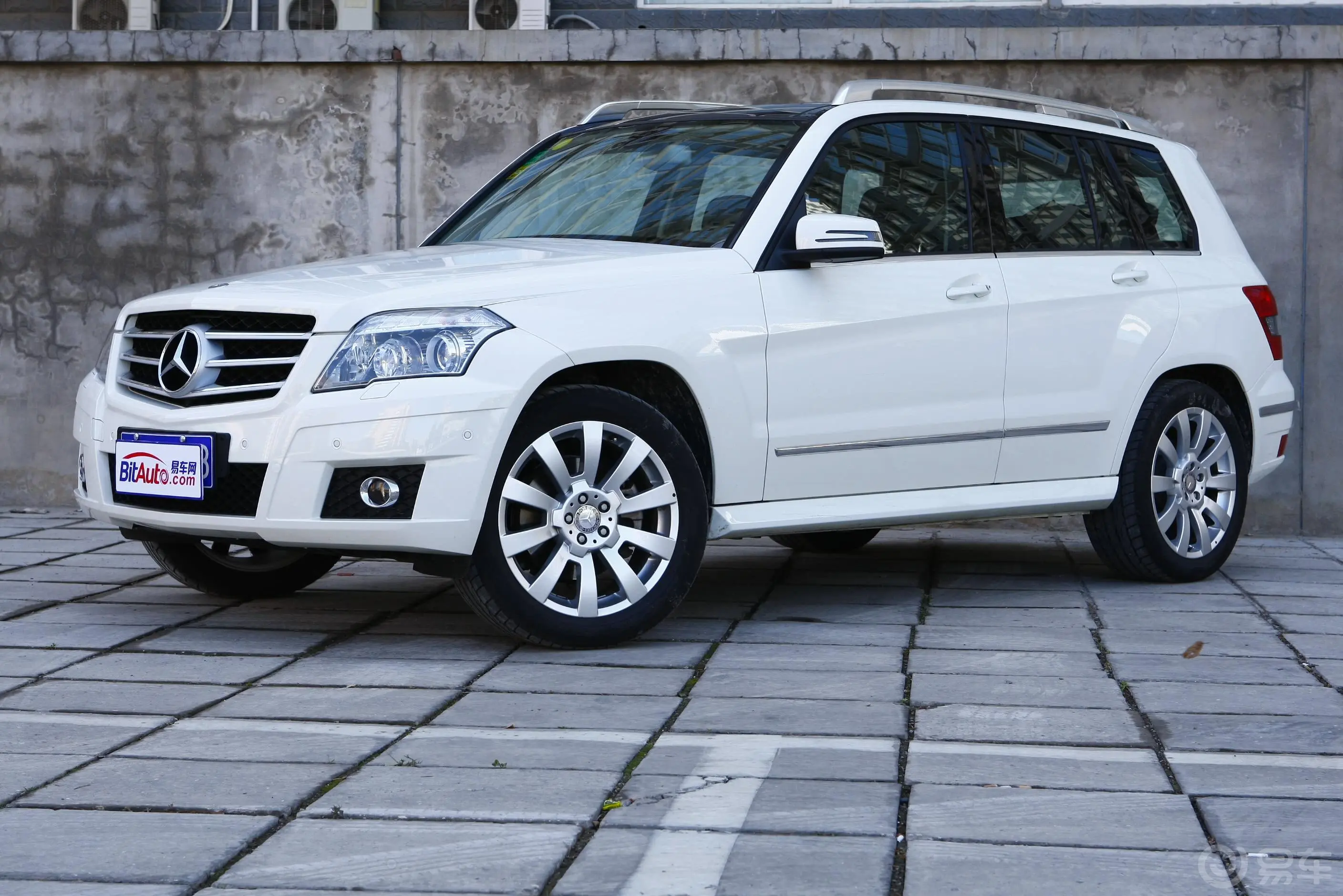 奔驰GLK级(进口)GLK 300 4MATIC 豪华型外观