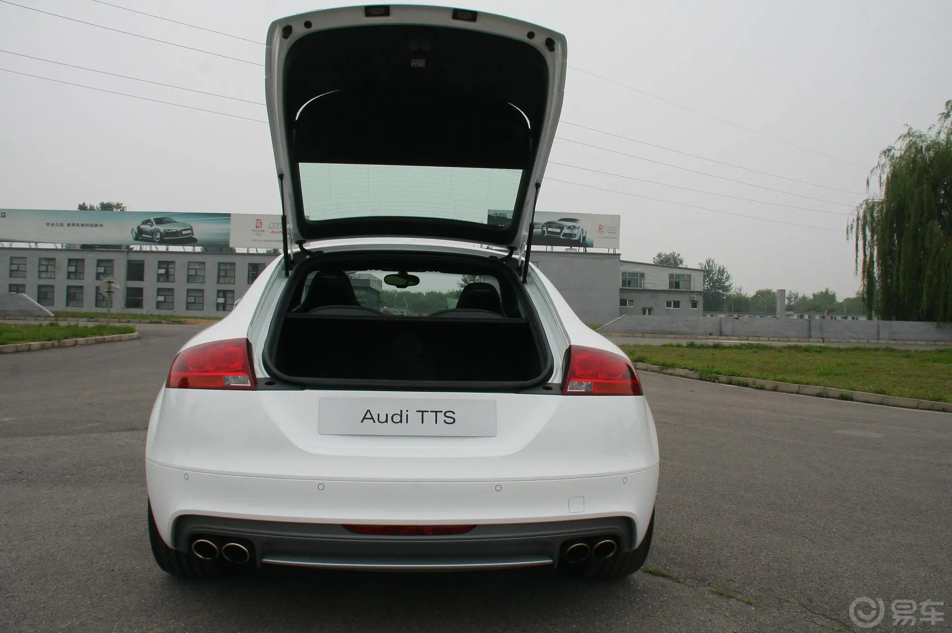 奥迪TTTTS Coupe 2.0 TFSI quattro S tronic外观