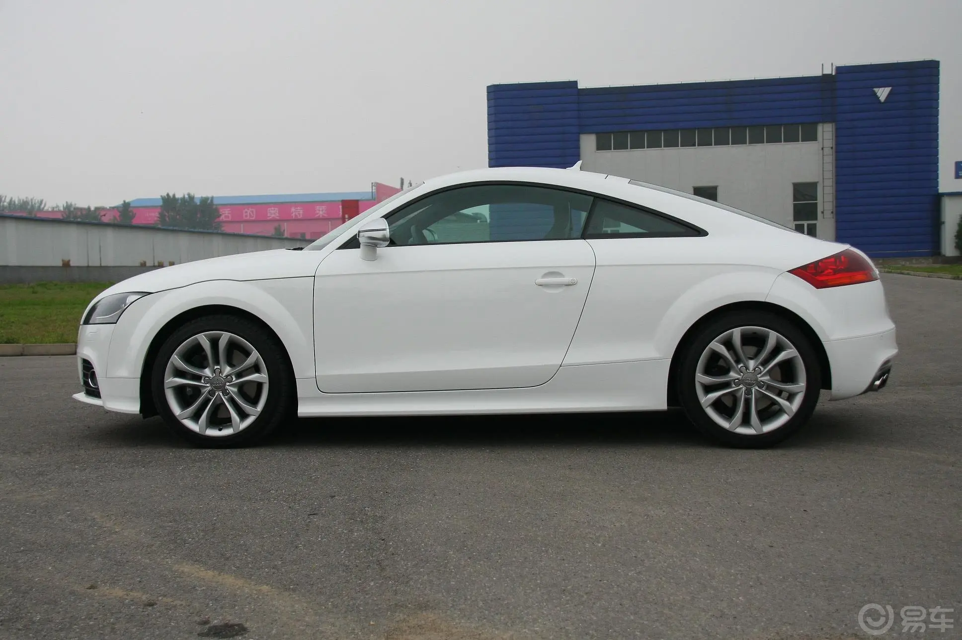 奥迪TTTTS Coupe 2.0 TFSI quattro S tronic外观