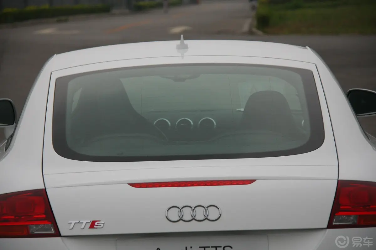 奥迪TTTTS Coupe 2.0 TFSI quattro S tronic外观