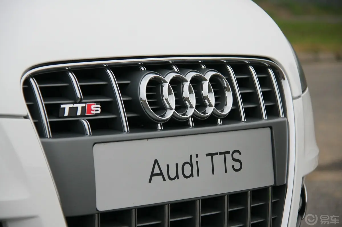 奥迪TTTTS Coupe 2.0 TFSI quattro S tronic外观