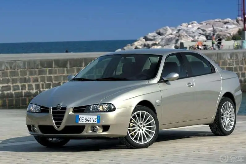 ALFA 156156 2.0外观