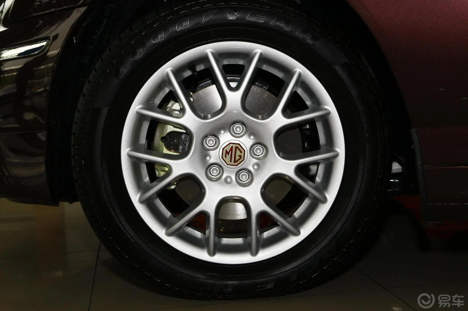 MG7AT 超豪华版轮圈
