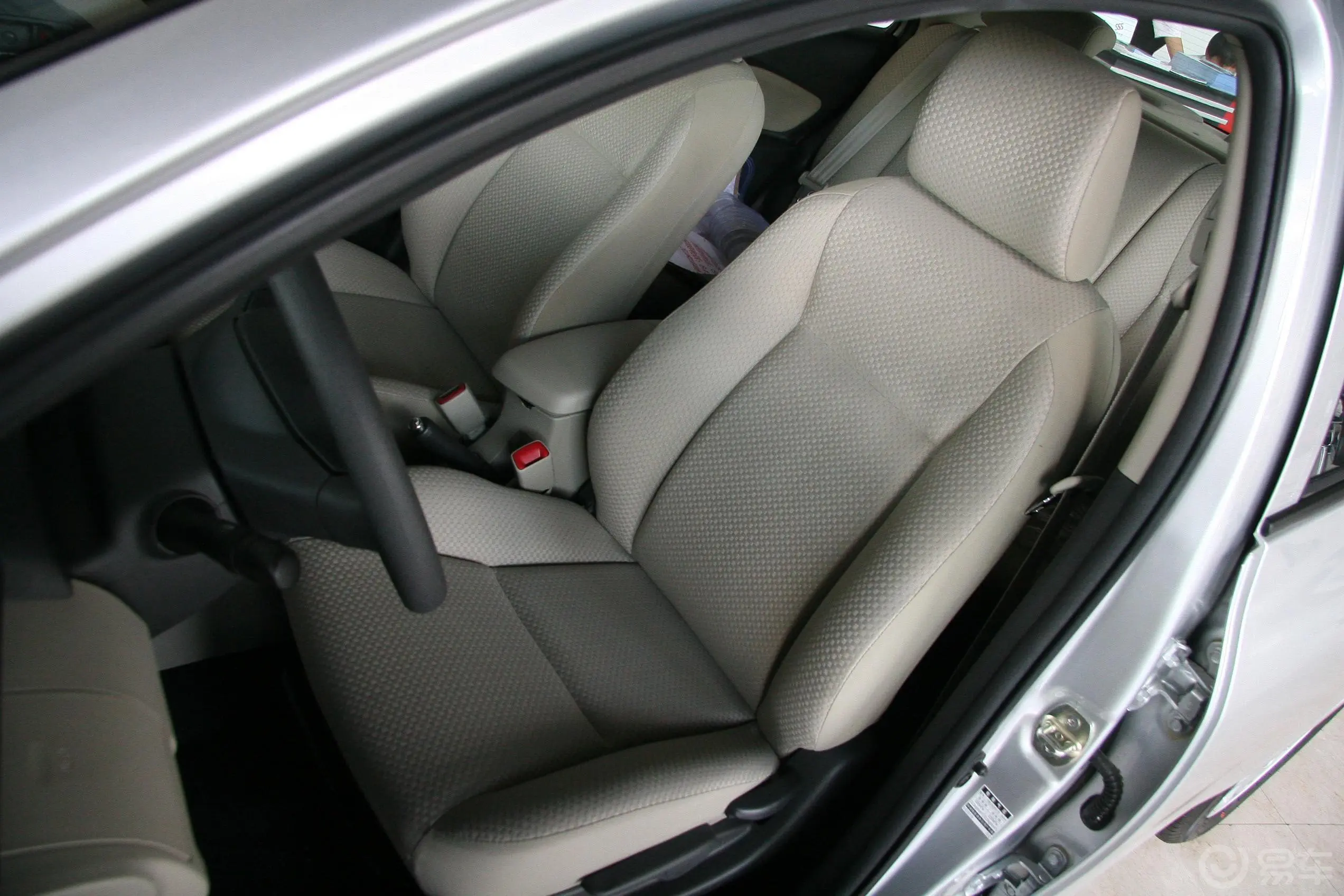 威驰1.3 GL—i 标准版 AT驾驶员座椅
