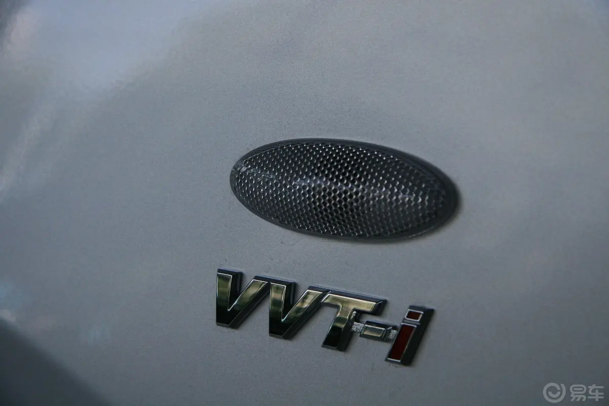 威驰1.3 GL—i 标准版 AT车侧转向灯