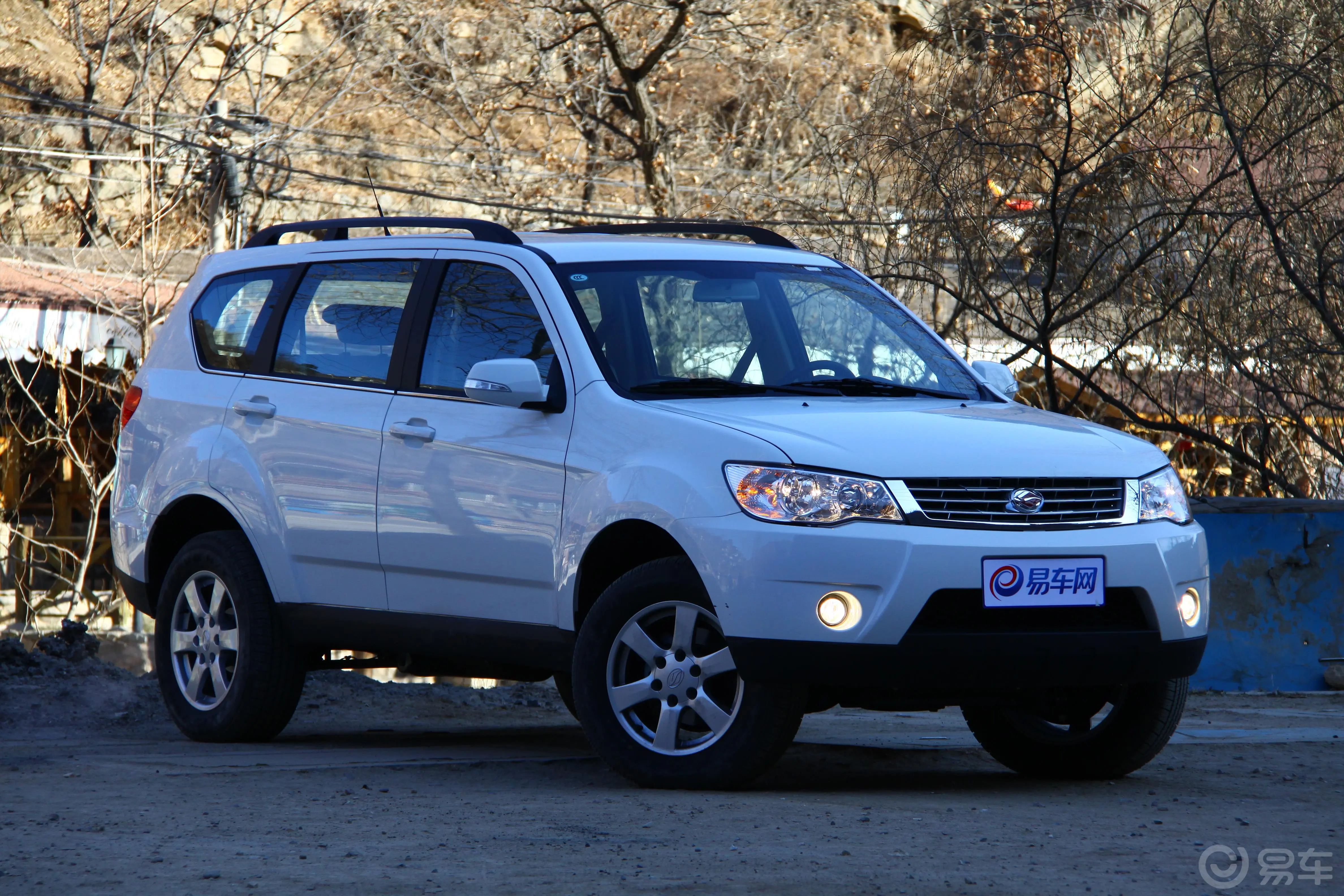 陆风X8豪华型 4X4 汽油倒车雷达