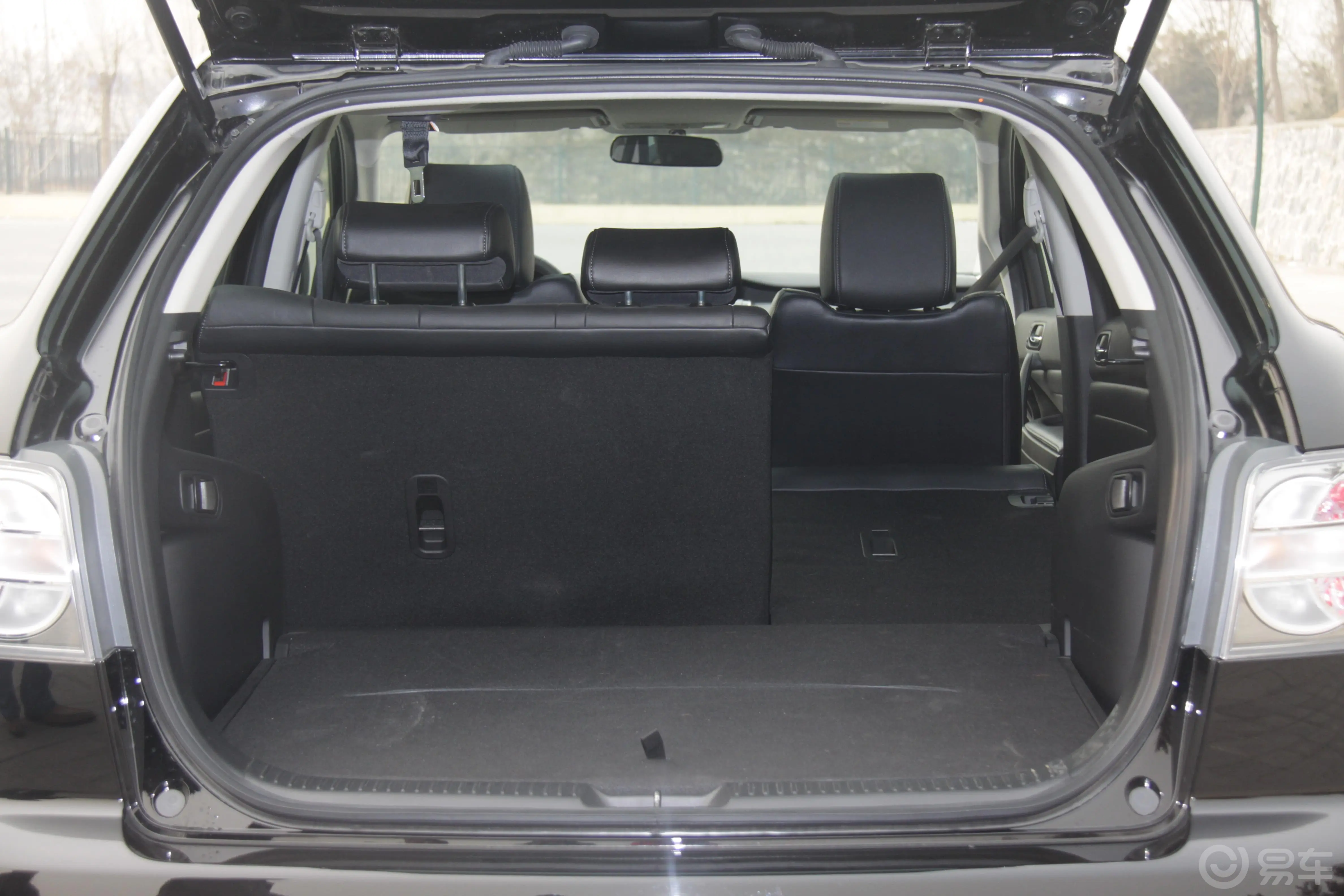 马自达CX-7(进口)2.5L豪华型空间