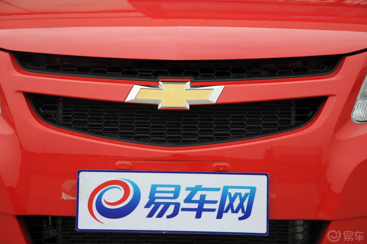 赛欧3三厢 1.4 SE MT手动理想版外观