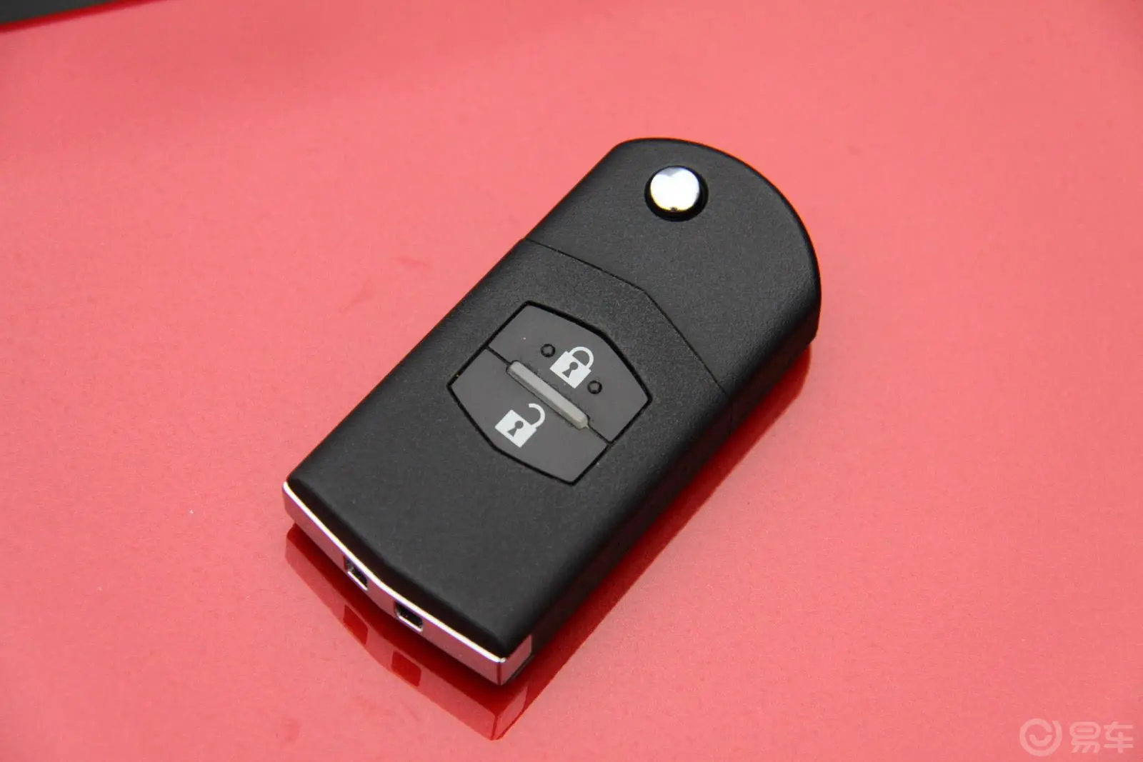 马自达3(进口)2.0L 自动豪华型钥匙（背面，按键）