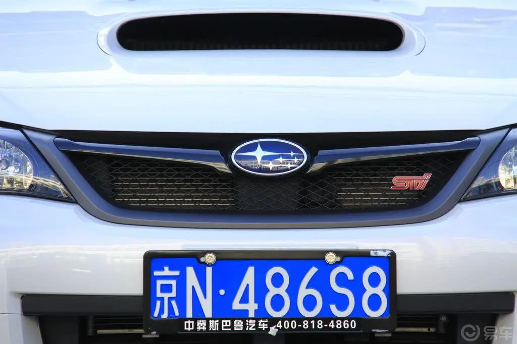 斯巴鲁WRX2.5T WRX STI三厢外观