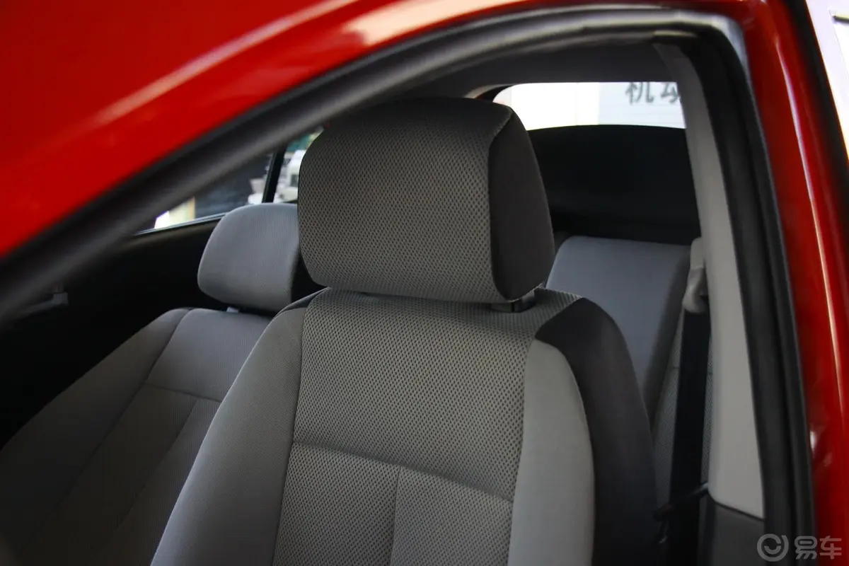 丘比特1.5 自动舒适 DX驾驶员头枕