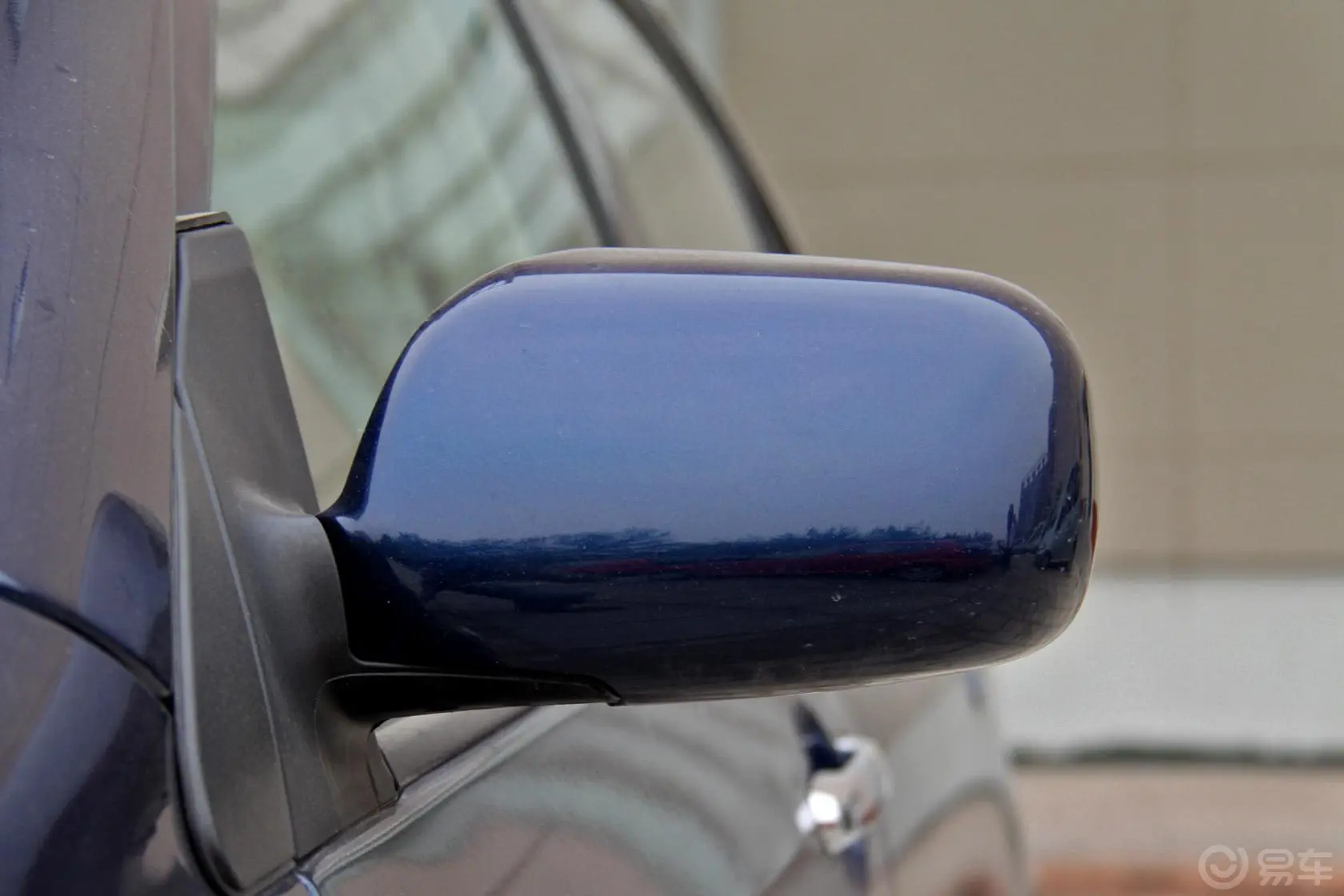 比亚迪F3R 1.5L 手动 舒适型后视镜转向灯（前）