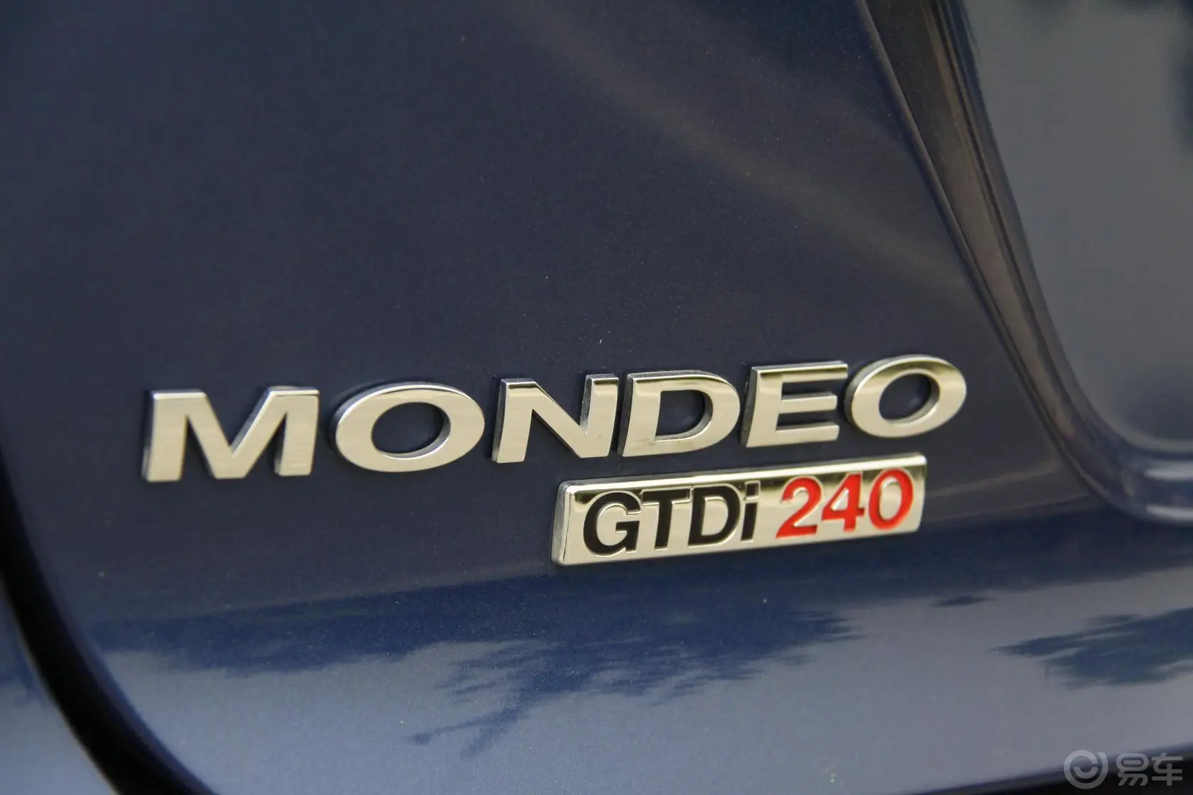 蒙迪欧致胜 2.0L GTDi240 豪华运动型导航版 国4尾标