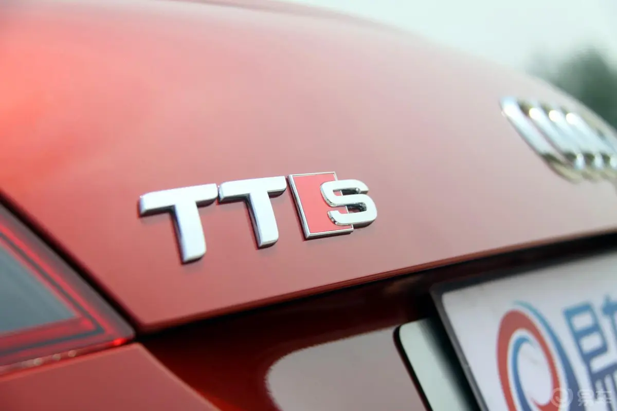 奥迪TTTTS Coupe 2.0 TFSI quattro S tronic外观