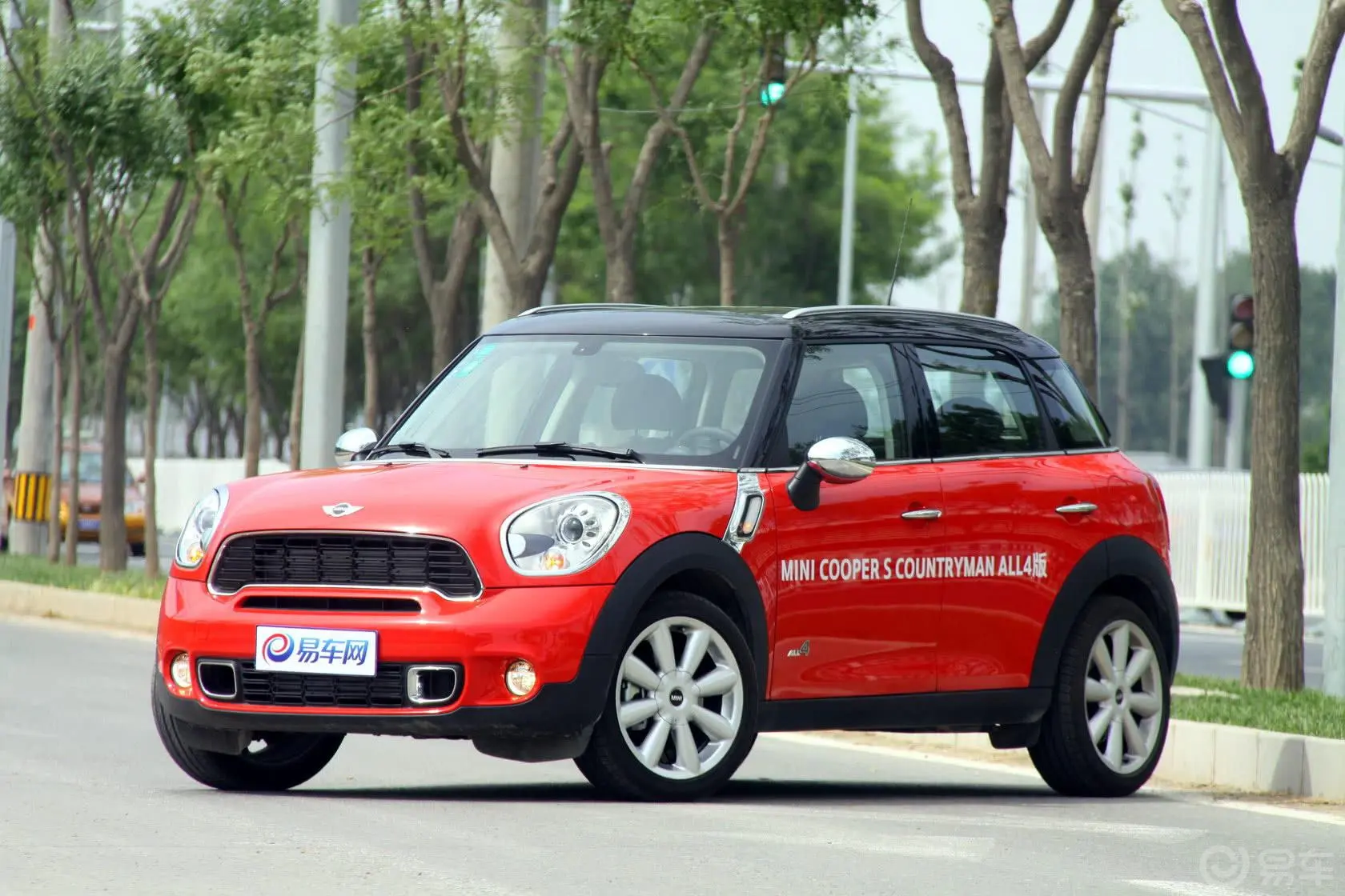 MINI COUNTRYMAN1.6T COOPER S All 4外观