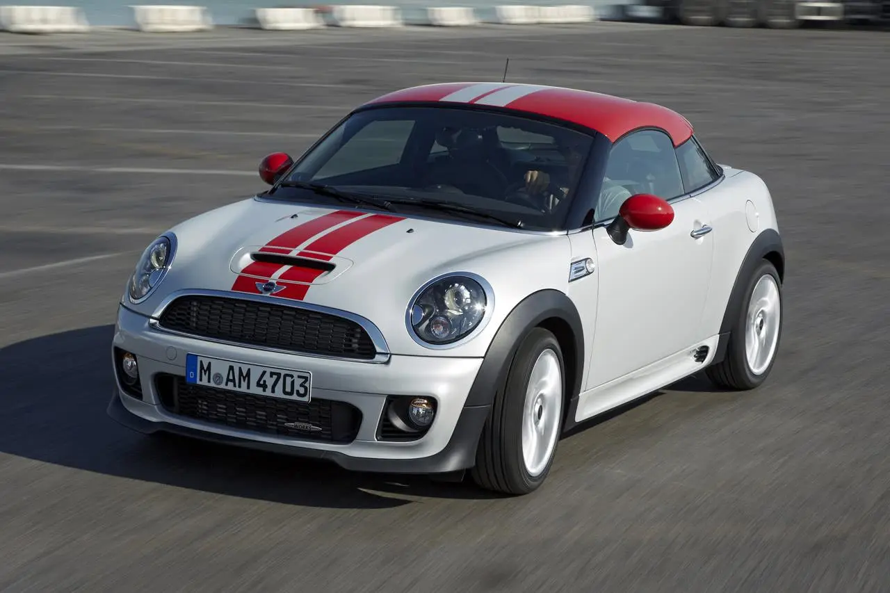 MINI JCW COUPE