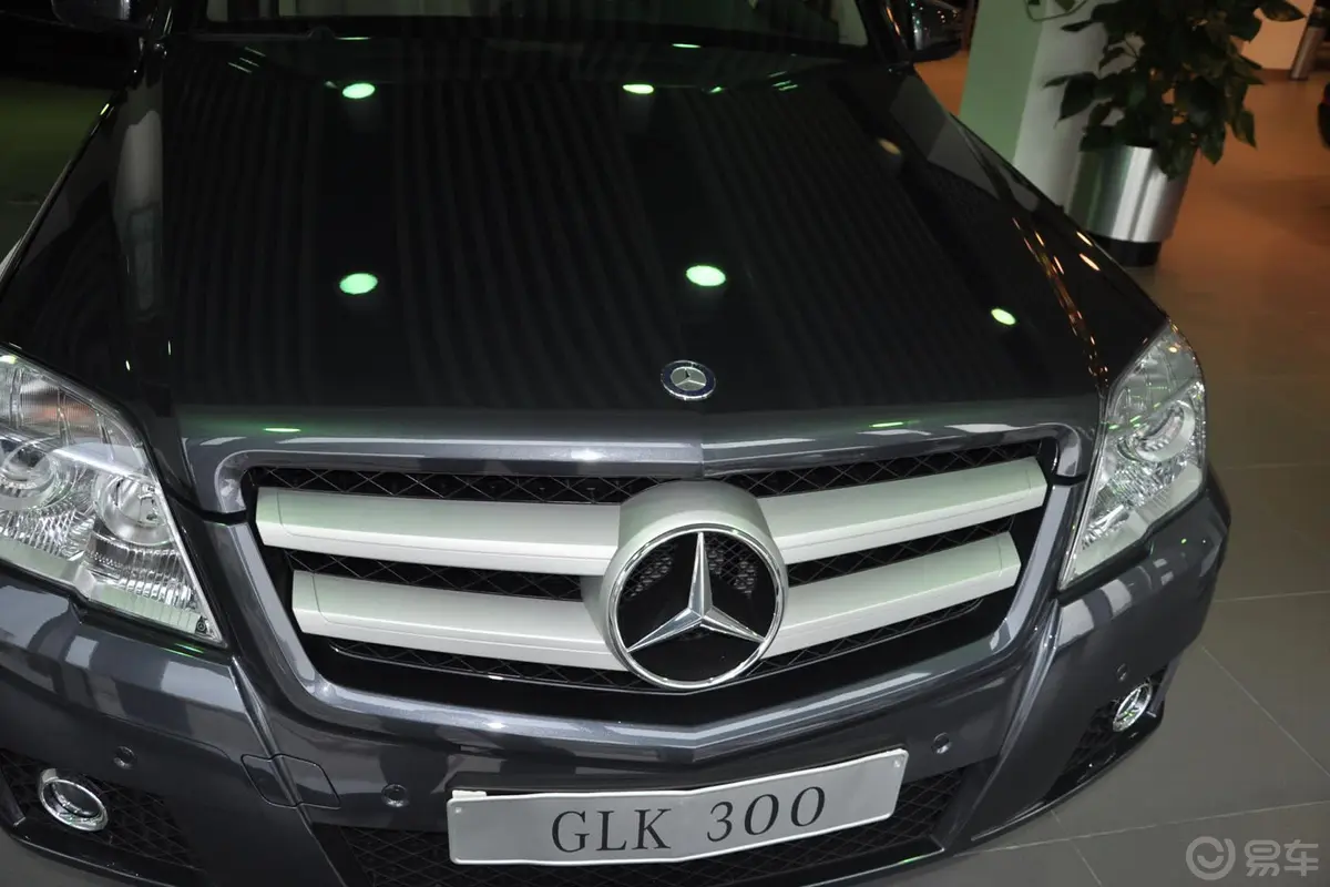 奔驰GLK级(进口)GLK 300 4MATIC 动感型外观