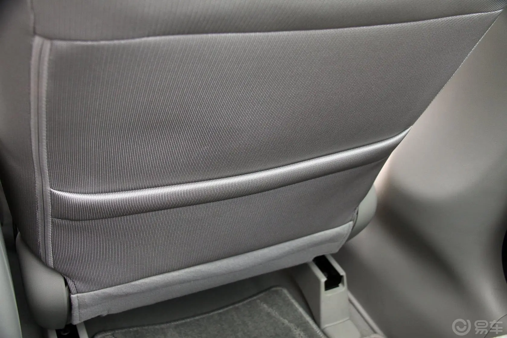 思域1.8L 手动 EXi舒适版前排座椅后储物袋