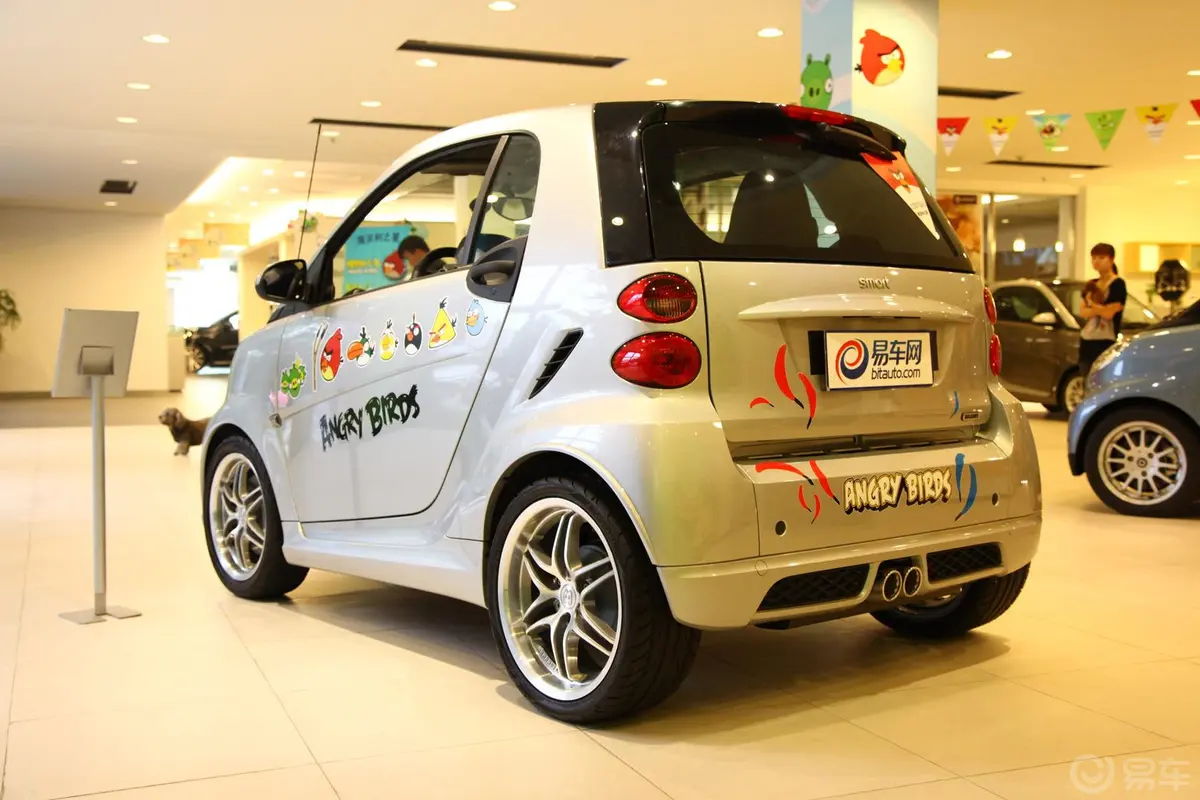 smart fortwo75kw 硬顶 博速特别版外观