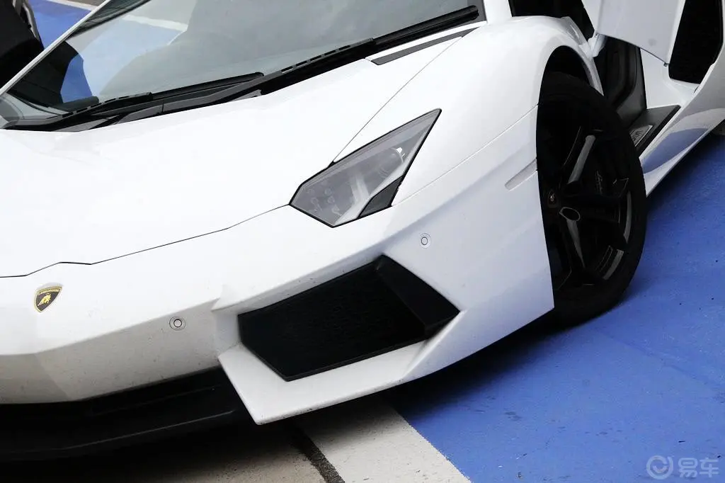 AventadorLP700-4外观