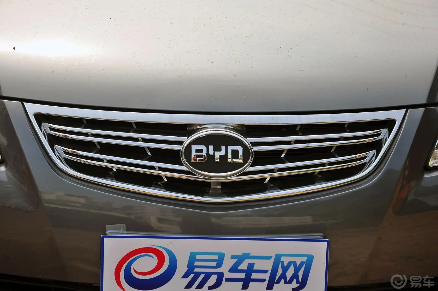 比亚迪G31.8L CVT 数智版豪雅型外观