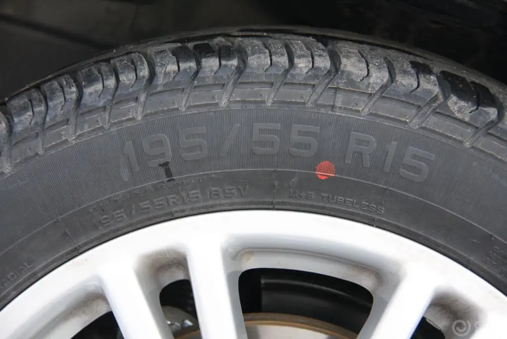瑞麒G31.6L 手动 豪华型轮胎规格