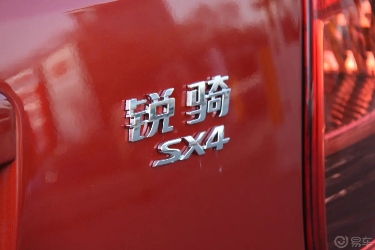 天语 SX4锐骑 1.8L 自动 运动型尾标