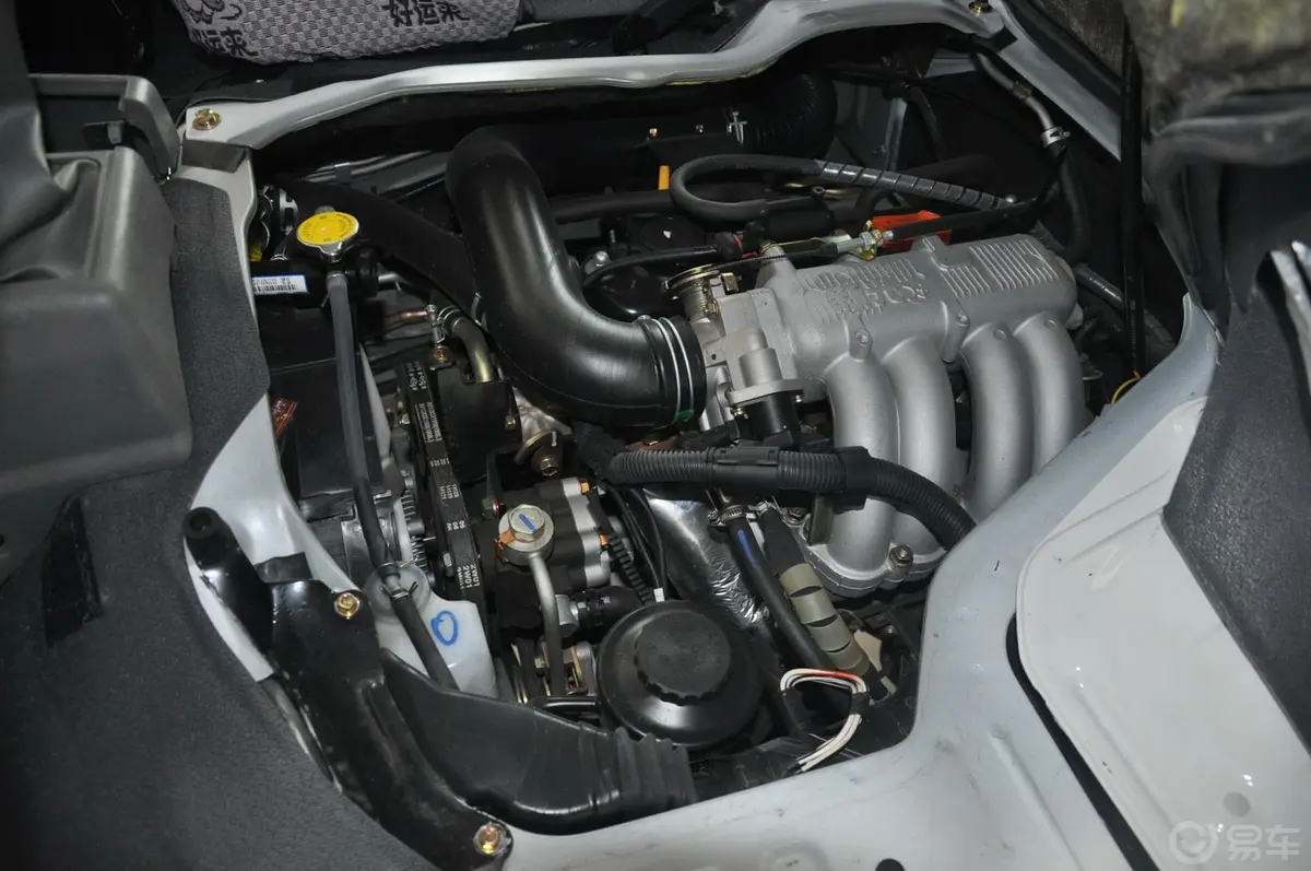金杯海狮2.0L 汽油系列快运 标准型发动机