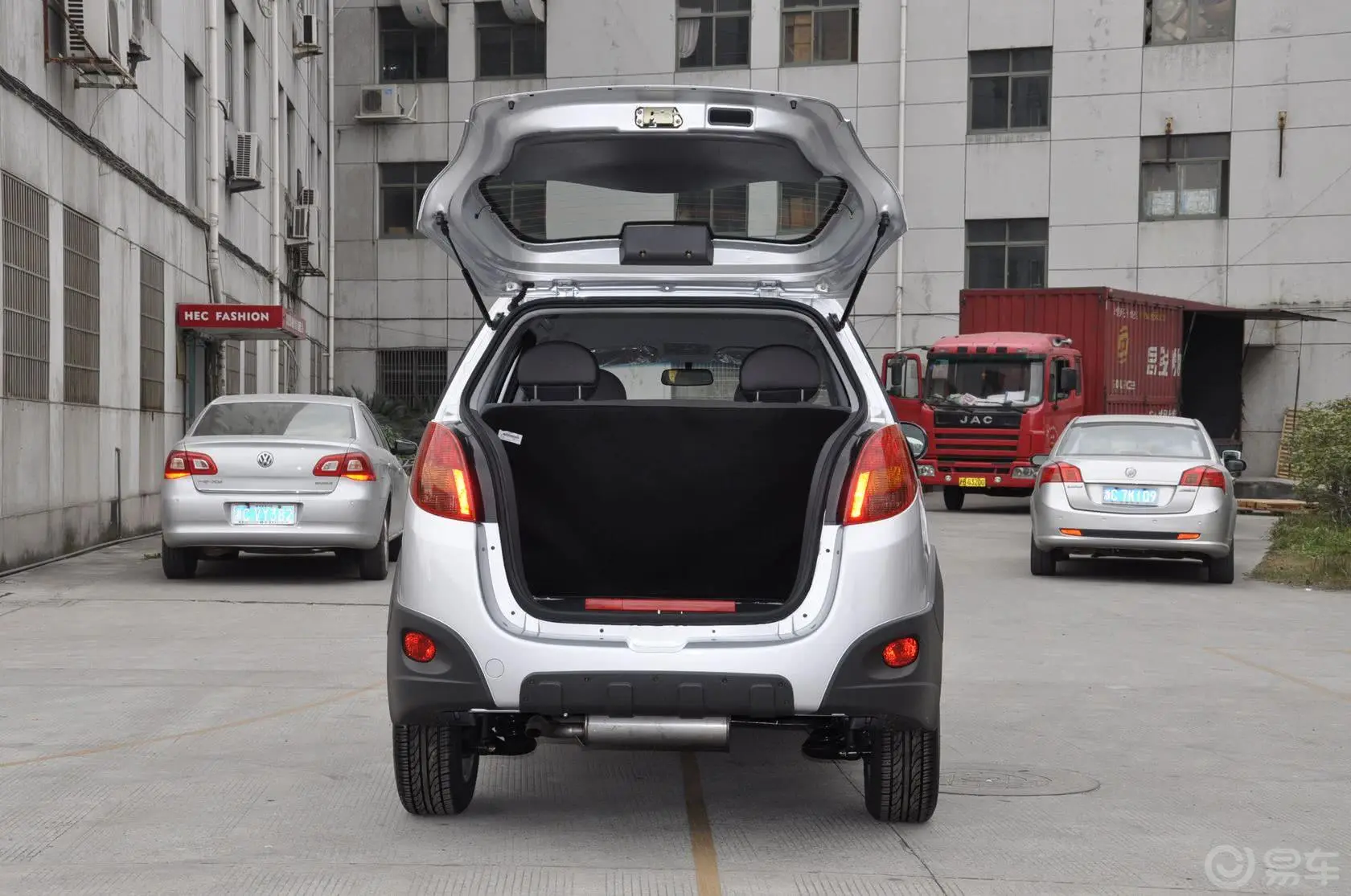 奇瑞X11.3L 手动 舒享型空间