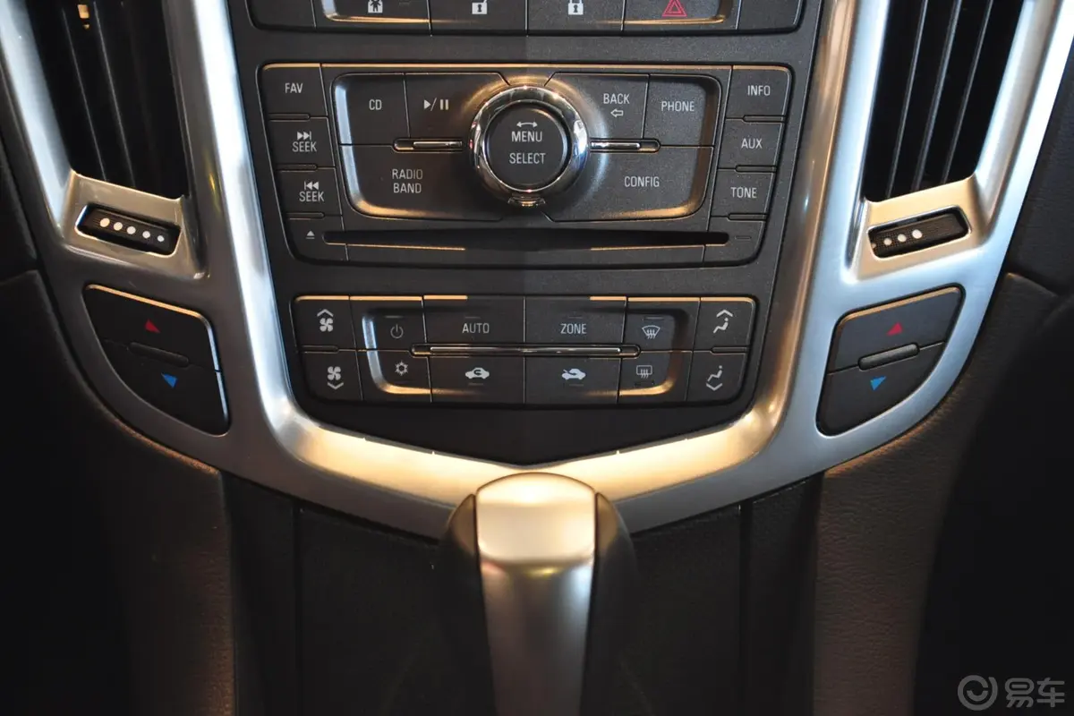 凯迪拉克SRX3.0L 手自一体 舒适版空调