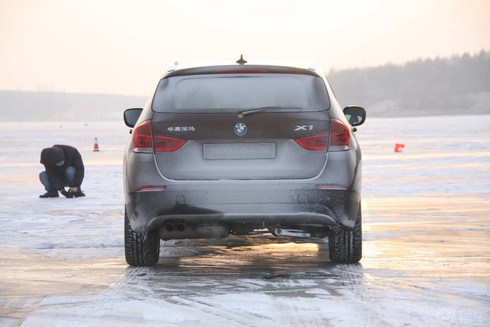 宝马X1xDrive20i豪华型外观