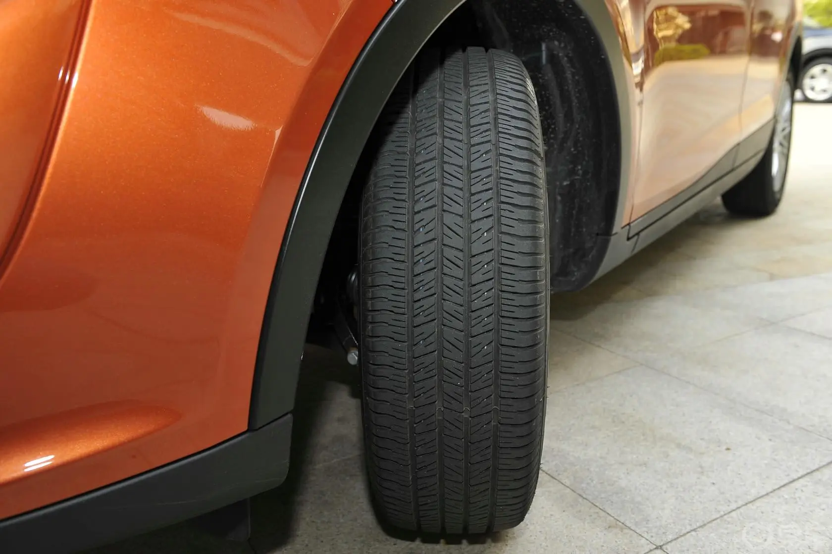 传祺GS52.0L 自动 尊贵版轮胎花纹