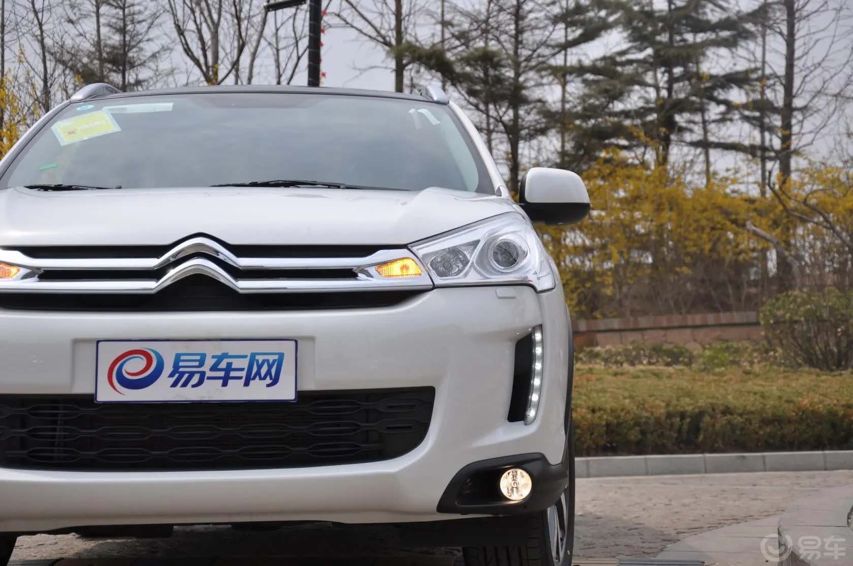 雪铁龙C4 AIRCROSS(进口)2.0L 自动 两驱 舒适版外观