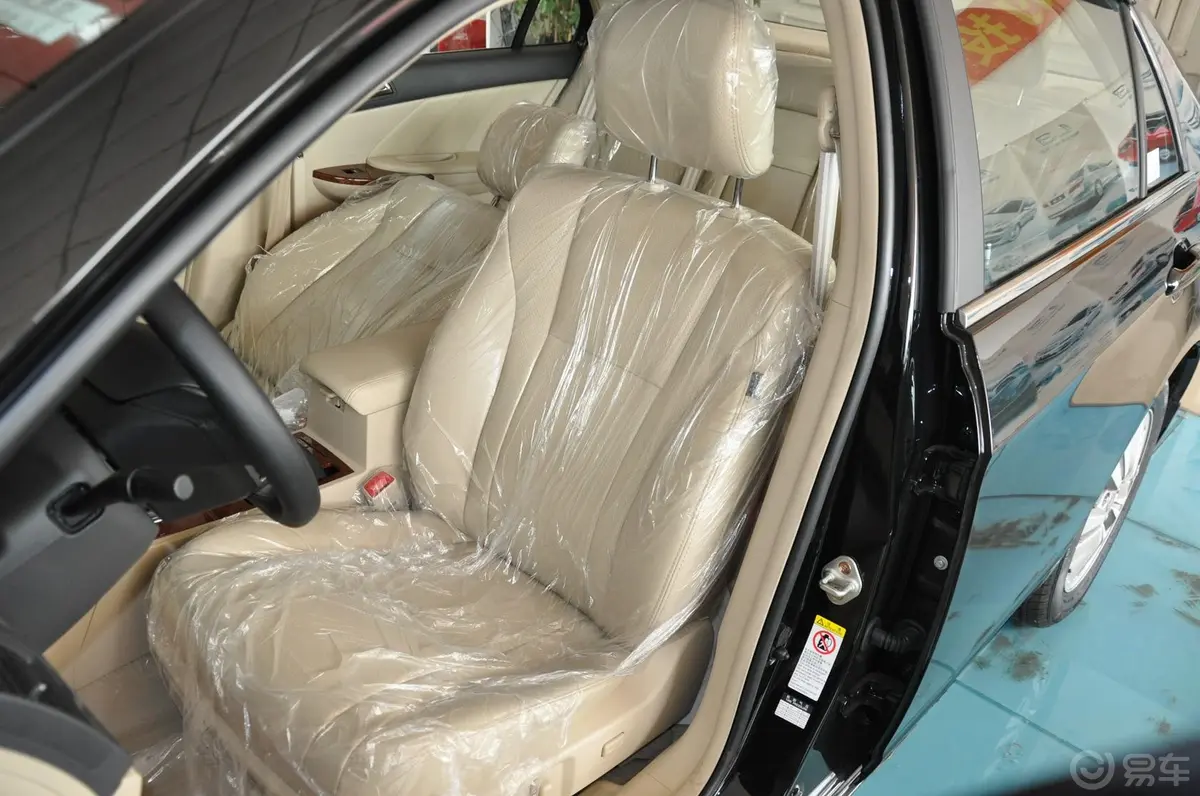 比亚迪G62.0L 手动 尊贵型驾驶员座椅