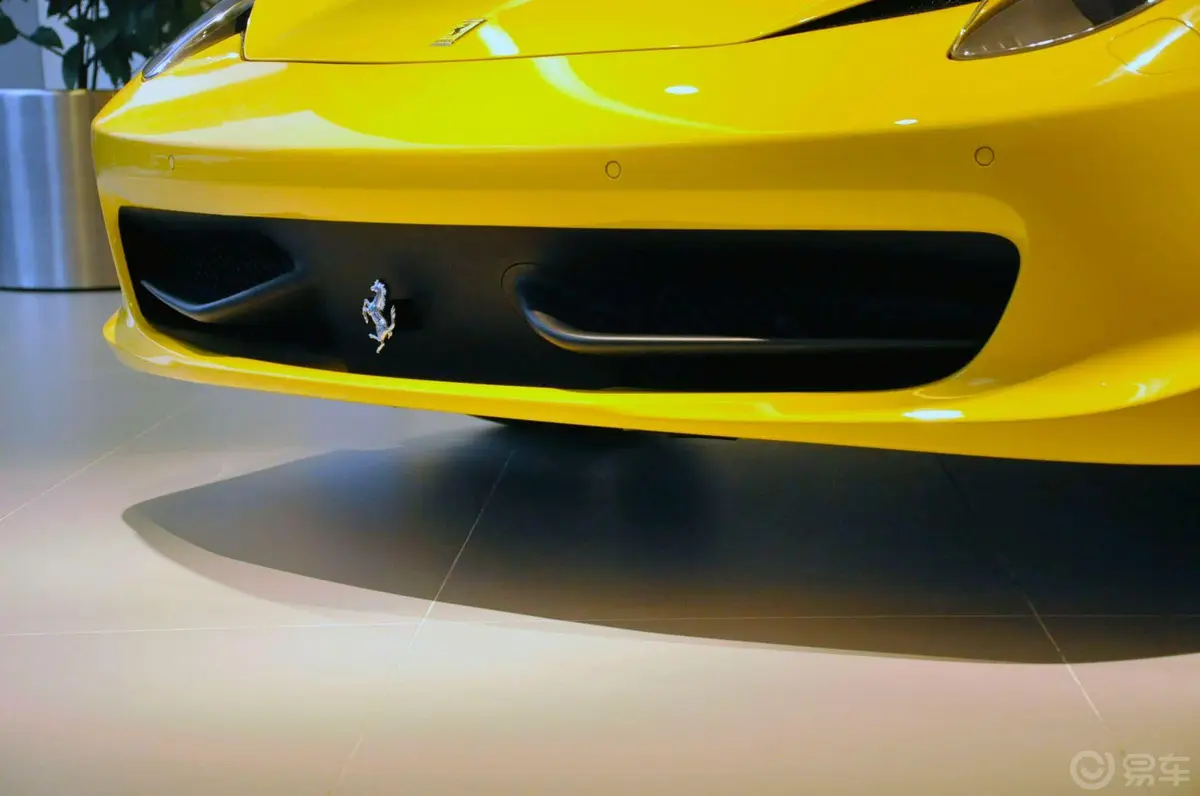 法拉利458Italia 4.5L 标准型外观