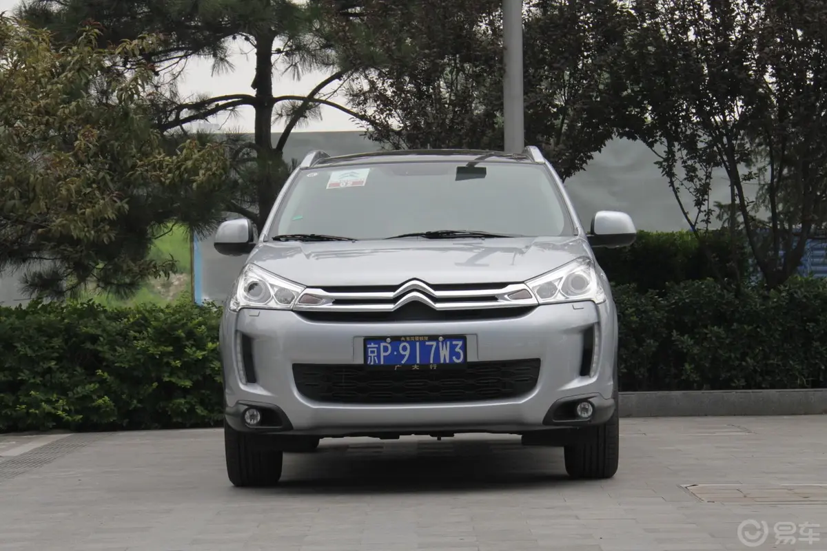 雪铁龙C4 AIRCROSS(进口)2.0L 自动 四驱 豪华版外观