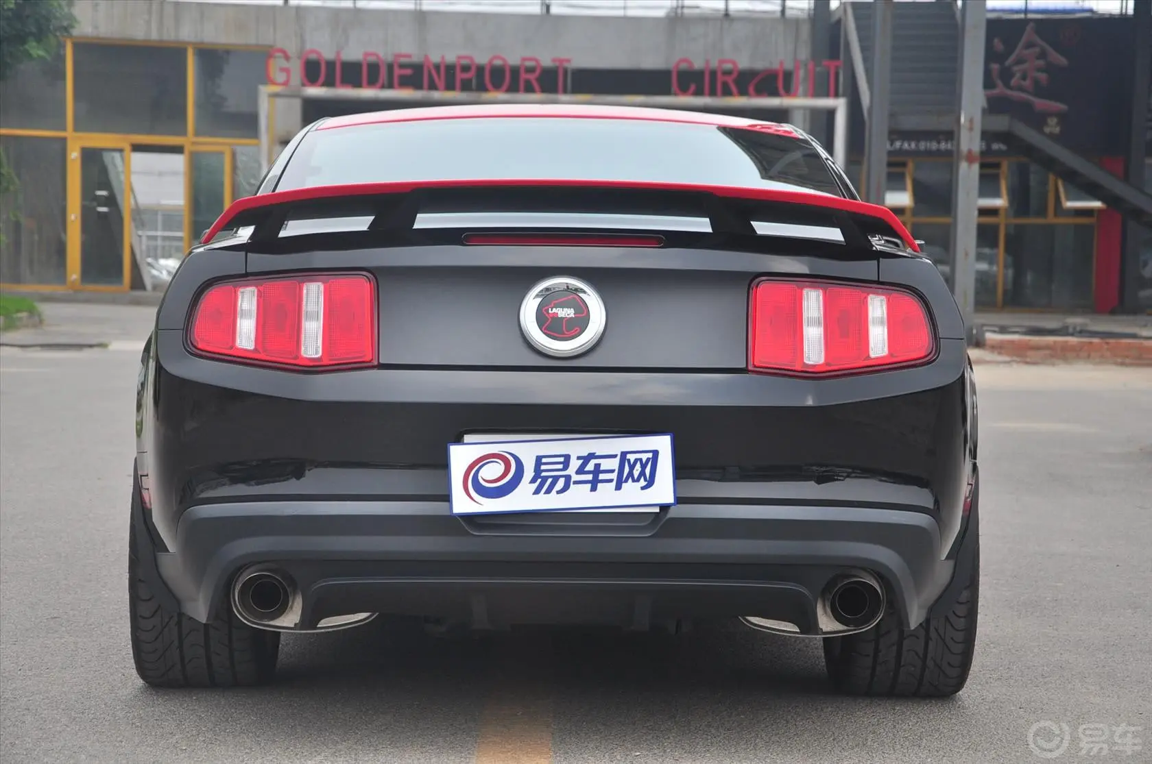 MustangV8 5.0L GT手动  Boss302正后水平