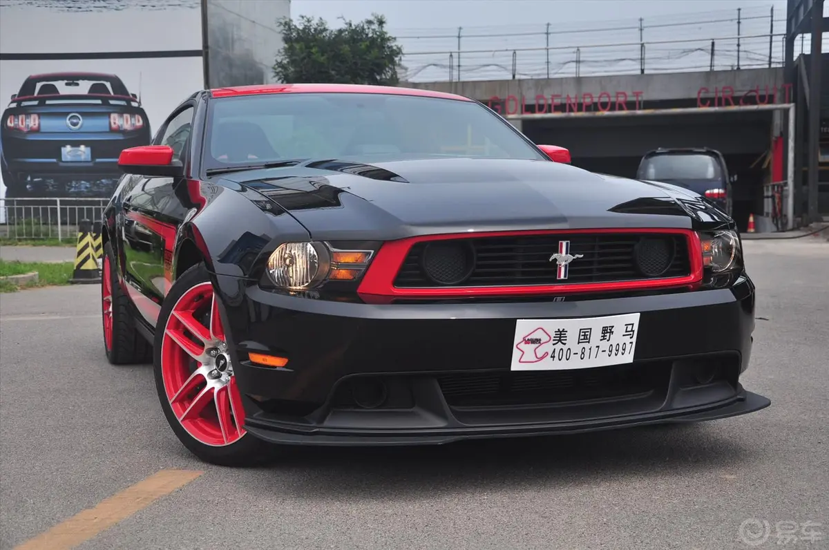 MustangV8 5.0L GT手动  Boss302外观