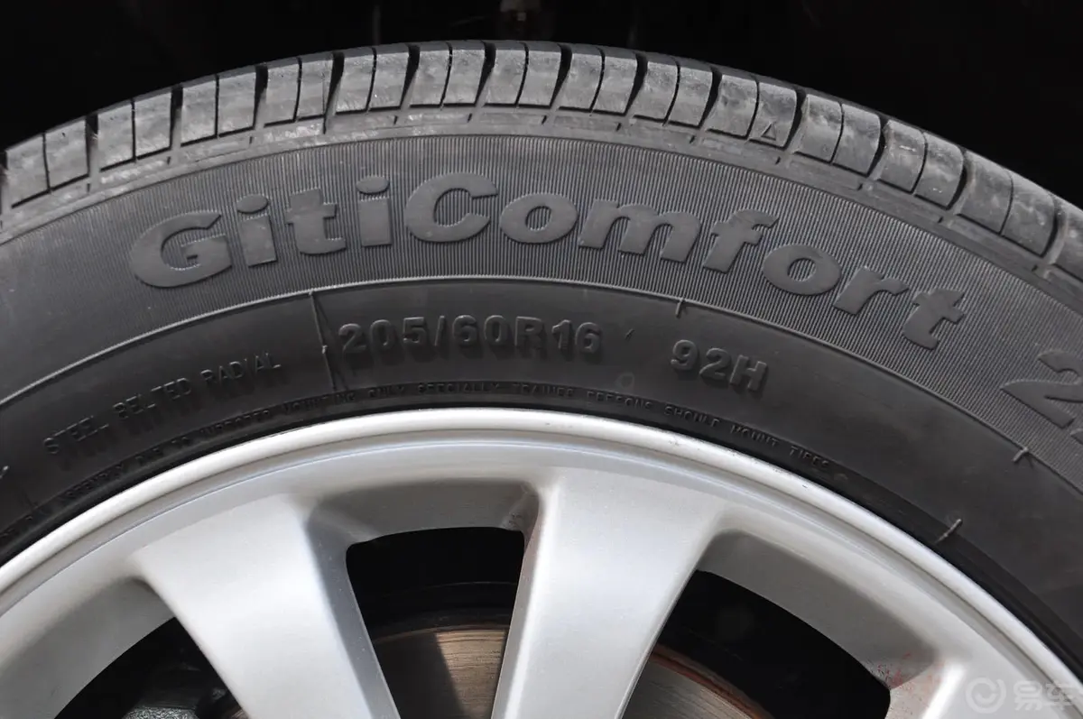比亚迪G61.5TID 双离合 尊荣型轮胎规格