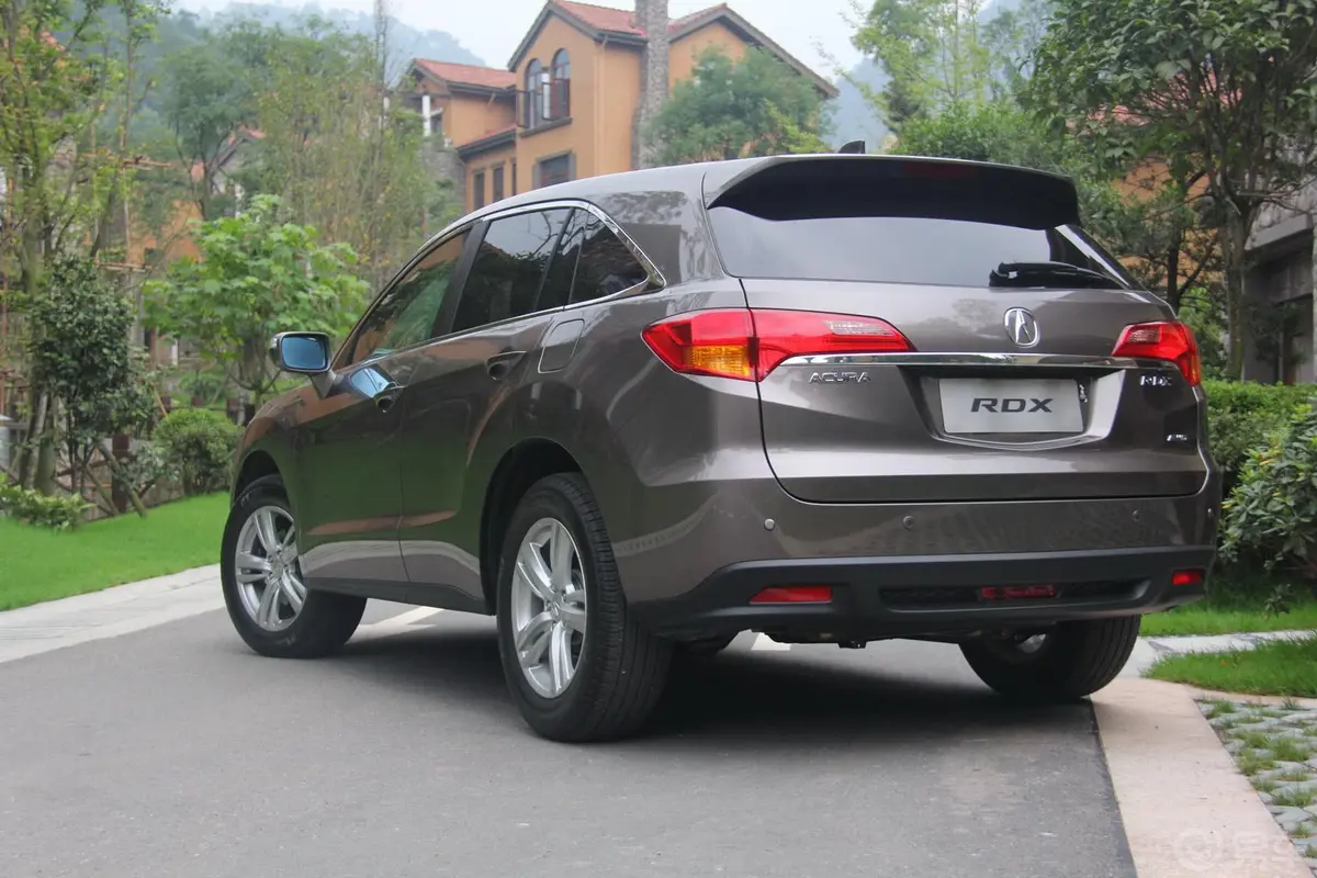 讴歌RDX(进口)3.5L V6外观