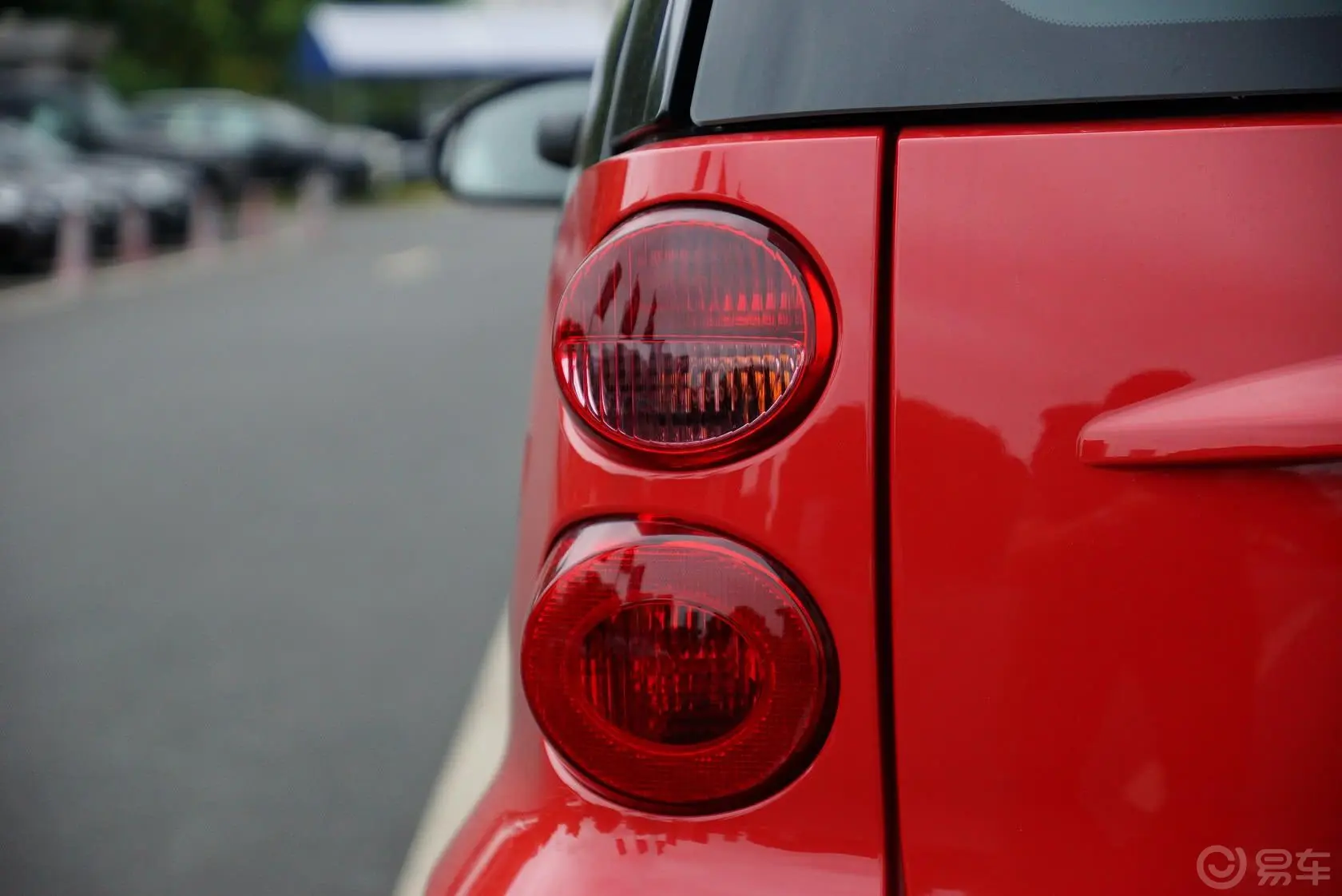 smart fortwo1.0L MHD 硬顶标准版外观