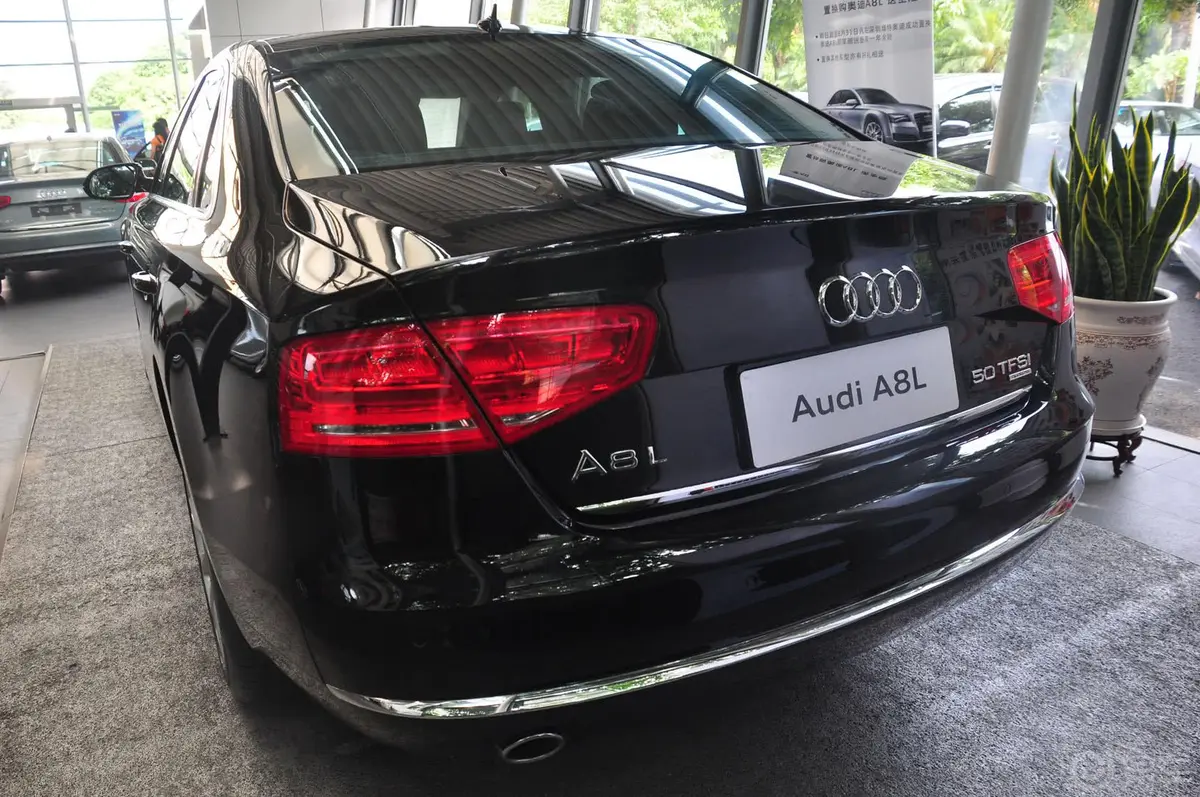 奥迪A8A8L 50 TFSI quattro 舒适型外观