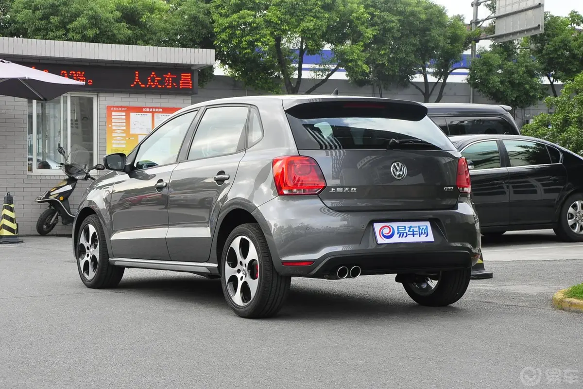 PoloGTI 1.4TSI DSG侧后45度车头向左水平